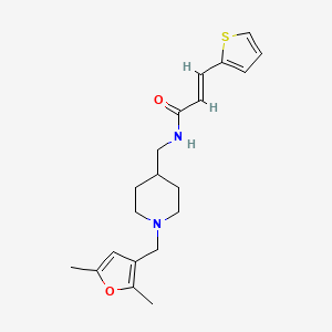 molecular formula C20H26N2O2S B2560275 (E)-N-((1-((2,5-二甲基呋喃-3-基)甲基)哌啶-4-基)甲基)-3-(噻吩-2-基)丙烯酰胺 CAS No. 1235691-98-1