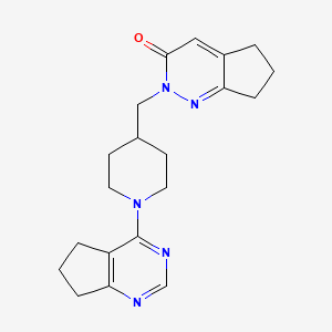 2-[(1-{5H,6H,7H-cyclopenta[d]pyrimidin-4-yl}piperidin-4-yl)methyl]-2H,3H,5H,6H,7H-cyclopenta[c]pyridazin-3-one