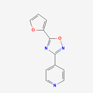 molecular formula C11H7N3O2 B2560419 4-(5-Furan-2-yl-[1,2,4]oxadiazol-3-yl)-pyridine CAS No. 420812-13-1