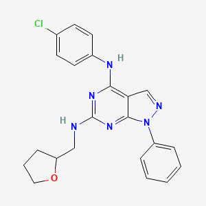 molecular formula C22H21ClN6O B2560511 N~4~-(4-chlorophenyl)-1-phenyl-N~6~-(tetrahydrofuran-2-ylmethyl)-1H-pyrazolo[3,4-d]pyrimidine-4,6-diamine CAS No. 946289-12-9