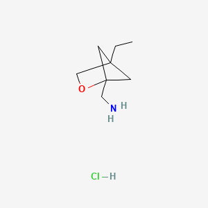 molecular formula C8H16ClNO B2560554 (4-乙基-2-氧杂双环[2.1.1]己烷-1-基)甲胺；盐酸盐 CAS No. 2241140-70-3