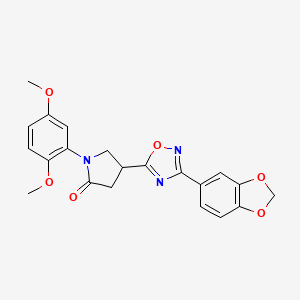 4-(3-(Benzo[d][1,3]dioxol-5-yl)-1,2,4-oxadiazol-5-yl)-1-(2,5-dimethoxyphenyl)pyrrolidin-2-one