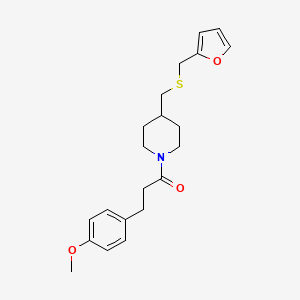 molecular formula C21H27NO3S B2560875 1-(4-(((Furan-2-ylmethyl)thio)methyl)piperidin-1-yl)-3-(4-methoxyphenyl)propan-1-one CAS No. 1396856-45-3