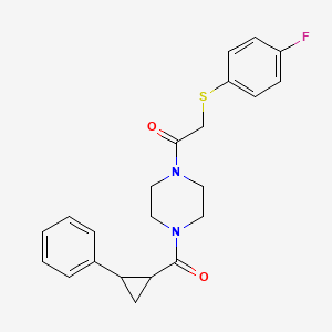 molecular formula C22H23FN2O2S B2561219 2-((4-Fluorophenyl)thio)-1-(4-(2-phenylcyclopropanecarbonyl)piperazin-1-yl)ethanone CAS No. 1211661-16-3