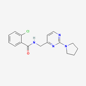 molecular formula C16H17ClN4O B2561715 2-chloro-N-((2-(pyrrolidin-1-yl)pyrimidin-4-yl)methyl)benzamide CAS No. 1798034-64-6