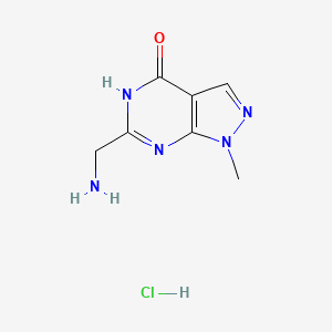 molecular formula C7H10ClN5O B2561820 6-(アミノメチル)-1-メチル-1,5-ジヒドロ-4H-ピラゾロ[3,4-d]ピリミジン-4-オン塩酸塩 CAS No. 1392272-28-4