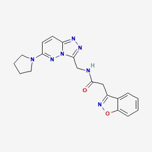 molecular formula C19H19N7O2 B2561961 2-(苯并[d]异恶唑-3-基)-N-((6-(吡咯烷-1-基)-[1,2,4]三唑并[4,3-b]嘧啶嗪-3-基)甲基)乙酰胺 CAS No. 2034548-73-5