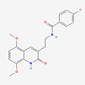 molecular formula C20H19FN2O4 B2563549 N-[2-(5,8-dimethoxy-2-oxo-1H-quinolin-3-yl)ethyl]-4-fluorobenzamide CAS No. 851403-66-2