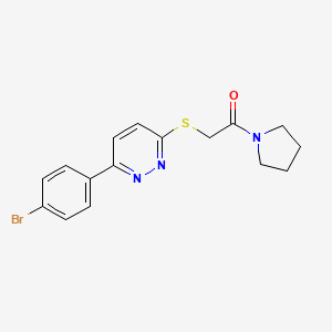 molecular formula C16H16BrN3OS B2563939 2-[6-(4-Bromophenyl)pyridazin-3-yl]sulfanyl-1-pyrrolidin-1-ylethanone CAS No. 872694-93-4