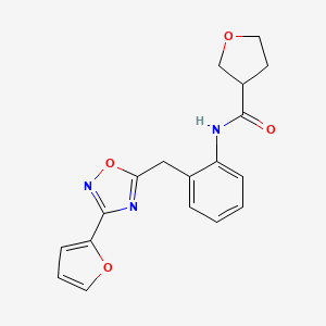 molecular formula C18H17N3O4 B2564012 N-(2-((3-(呋喃-2-基)-1,2,4-恶二唑-5-基)甲基)苯基)四氢呋喃-3-甲酰胺 CAS No. 1797068-47-3