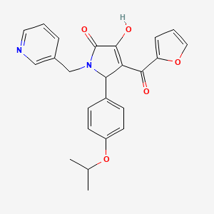 molecular formula C24H22N2O5 B2565392 4-(furan-2-carbonyl)-3-hydroxy-5-(4-isopropoxyphenyl)-1-(pyridin-3-ylmethyl)-1H-pyrrol-2(5H)-one CAS No. 636991-74-7