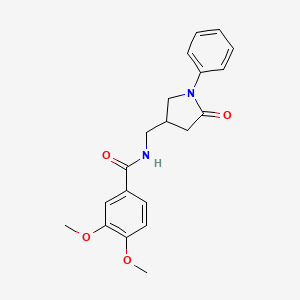 molecular formula C20H22N2O4 B2565852 3,4-diméthoxy-N-[(5-oxo-1-phénylpyrrolidin-3-yl)méthyl]benzamide CAS No. 954650-83-0