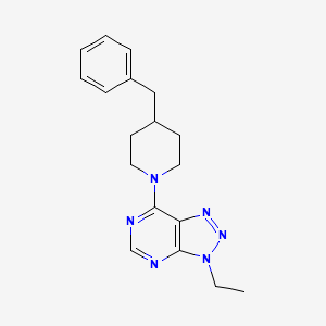 molecular formula C18H22N6 B2566297 7-(4-Benzylpiperidin-1-yl)-3-ethyltriazolo[4,5-d]pyrimidine CAS No. 899978-04-2