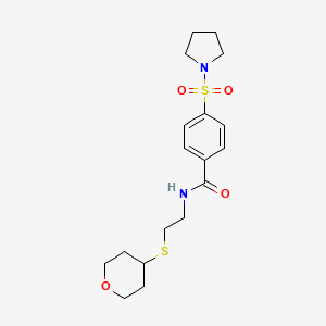 molecular formula C18H26N2O4S2 B2567087 N-[2-(氧杂环己烷-4-基硫代)乙基]-4-(吡咯烷-1-磺酰基)苯甲酰胺 CAS No. 1903842-43-2