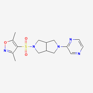 molecular formula C15H19N5O3S B2567425 3,5-Dimethyl-4-[(2-pyrazin-2-yl-1,3,3a,4,6,6a-hexahydropyrrolo[3,4-c]pyrrol-5-yl)sulfonyl]-1,2-oxazole CAS No. 2415534-33-5