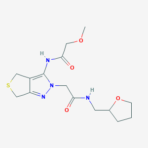 molecular formula C15H22N4O4S B2568389 2-methoxy-N-(2-(2-oxo-2-(((tetrahydrofuran-2-yl)methyl)amino)ethyl)-4,6-dihydro-2H-thieno[3,4-c]pyrazol-3-yl)acetamide CAS No. 1105205-34-2