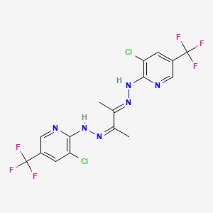 molecular formula C16H12Cl2F6N6 B2568527 3-chloro-2-[(Z)-2-[(3E)-3-{2-[3-chloro-5-(trifluoromethyl)pyridin-2-yl]hydrazin-1-ylidene}butan-2-ylidene]hydrazin-1-yl]-5-(trifluoromethyl)pyridine CAS No. 338758-98-8