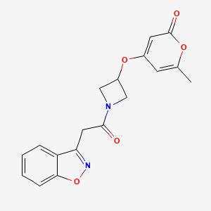 molecular formula C18H16N2O5 B2568746 4-((1-(2-(苯并[d]异恶唑-3-基)乙酰)氮杂环丁-3-基)氧基)-6-甲基-2H-吡喃-2-酮 CAS No. 1795300-87-6