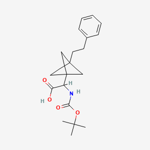 molecular formula C20H27NO4 B2568868 2-[(2-Methylpropan-2-yl)oxycarbonylamino]-2-[3-(2-phenylethyl)-1-bicyclo[1.1.1]pentanyl]acetic acid CAS No. 2287261-69-0