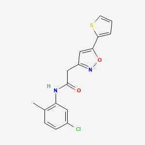 molecular formula C16H13ClN2O2S B2569143 N-(5-chloro-2-methylphenyl)-2-(5-(thiophen-2-yl)isoxazol-3-yl)acetamide CAS No. 946317-04-0