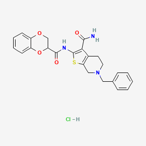molecular formula C24H24ClN3O4S B2569750 6-苄基-2-(2,3-二氢苯并[b][1,4]二氧杂环-2-甲酰胺)-4,5,6,7-四氢噻吩并[2,3-c]吡啶-3-甲酰胺盐酸盐 CAS No. 1052538-75-6