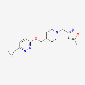 molecular formula C18H24N4O2 B2570813 3-[[4-[(6-Cyclopropylpyridazin-3-yl)oxymethyl]piperidin-1-yl]methyl]-5-methyl-1,2-oxazole CAS No. 2309586-96-5