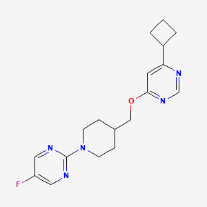 molecular formula C18H22FN5O B2571014 2-[4-[(6-Cyclobutylpyrimidin-4-yl)oxymethyl]piperidin-1-yl]-5-fluoropyrimidine CAS No. 2379951-94-5