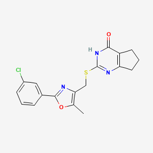 molecular formula C18H16ClN3O2S B2571089 2-(((2-(3-chlorophenyl)-5-methyloxazol-4-yl)methyl)thio)-6,7-dihydro-5H-cyclopenta[d]pyrimidin-4-ol CAS No. 902590-20-9