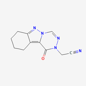 molecular formula C11H11N5O B2571380 2-(1-oxo-7,8,9,10-tetrahydro-[1,2,4]triazino[4,5-b]indazol-2(1H)-yl)acetonitrile CAS No. 2034351-54-5