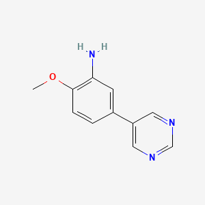 molecular formula C11H11N3O B2571391 2-Methoxy-5-pyrimidin-5-ylaniline CAS No. 1249705-75-6
