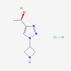 molecular formula C7H13ClN4O B2571662 (1R)-1-[1-(Azetidin-3-yl)triazol-4-yl]ethanol;hydrochloride CAS No. 2253619-58-6