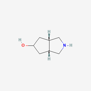molecular formula C7H13NO B2571798 (3AR,5R,6AS)-Octahydrocyclopenta[C]pyrrol-5-OL CAS No. 1256333-43-3
