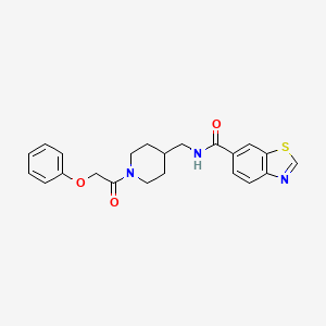 molecular formula C22H23N3O3S B2571844 N-((1-(2-苯氧基乙酰)哌啶-4-基)甲基)苯并[d]噻唑-6-甲酰胺 CAS No. 1797076-28-8