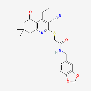 molecular formula C24H25N3O4S B2573204 N-[(2H-1,3-苯并二氧杂环-5-基)甲基]-2-[(3-氰基-4-乙基-7,7-二甲基-5-氧代-5,6,7,8-四氢喹啉-2-基)硫anyl]乙酰胺 CAS No. 690644-41-8