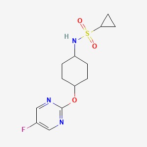 molecular formula C13H18FN3O3S B2573212 N-((1r,4r)-4-((5-氟嘧啶-2-基)氧基)环己基)环丙烷磺酰胺 CAS No. 2034581-55-8