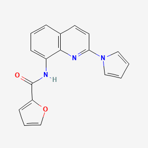 molecular formula C18H13N3O2 B2573648 N-(2-(1H-Pyrrol-1-yl)chinolin-8-yl)furan-2-carboxamid CAS No. 1226458-22-5