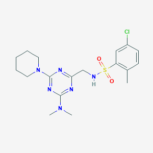 molecular formula C18H25ClN6O2S B2574115 5-氯-N-((4-(二甲氨基)-6-(哌啶-1-基)-1,3,5-三嗪-2-基)甲基)-2-甲基苯磺酰胺 CAS No. 2034210-01-8