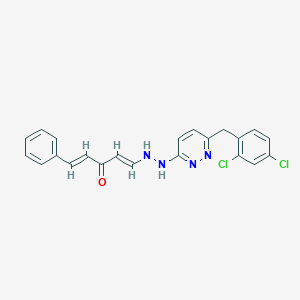 molecular formula C22H18Cl2N4O B2574495 (1E,4E)-1-[2-[6-[(2,4-dichlorophenyl)methyl]pyridazin-3-yl]hydrazinyl]-5-phenylpenta-1,4-dien-3-one CAS No. 860649-39-4