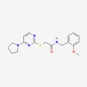 molecular formula C18H22N4O2S B2574539 N-(2-甲氧基苄基)-2-((4-(吡咯烷-1-基)嘧啶-2-基)硫代)乙酰胺 CAS No. 1251551-36-6