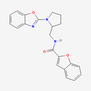 molecular formula C21H19N3O3 B2576495 N-((1-(苯并[d]恶唑-2-基)吡咯烷-2-基)甲基)苯并呋喃-2-甲酰胺 CAS No. 1798623-74-1