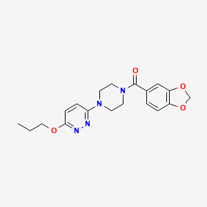 molecular formula C19H22N4O4 B2577199 Benzo[d][1,3]dioxol-5-yl(4-(6-propoxypyridazin-3-yl)piperazin-1-yl)methanone CAS No. 946283-57-4