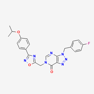 molecular formula C23H20FN7O3 B2577532 3-(4-fluorobenzyl)-6-((3-(4-isopropoxyphenyl)-1,2,4-oxadiazol-5-yl)methyl)-3H-[1,2,3]triazolo[4,5-d]pyrimidin-7(6H)-one CAS No. 1207057-94-0