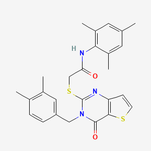 molecular formula C26H27N3O2S2 B2577573 2-{[3-(3,4-二甲基苄基)-4-氧代-3,4-二氢噻吩并[3,2-d]嘧啶-2-基]硫代}-N-(2,4,6-三甲基苯基)乙酰胺 CAS No. 1252918-27-6