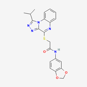 molecular formula C21H19N5O3S B2577701 N-1,3-benzodioxol-5-yl-2-[(1-isopropyl[1,2,4]triazolo[4,3-a]quinoxalin-4-yl)thio]acetamide CAS No. 1359478-64-0