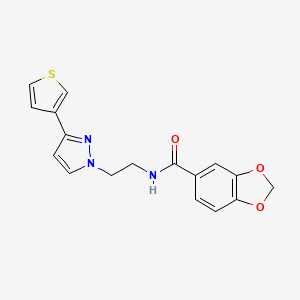 molecular formula C17H15N3O3S B2577834 N-(2-(3-(噻吩-3-基)-1H-吡唑-1-基)乙基)苯并[d][1,3]二噁杂环-5-甲酰胺 CAS No. 2034282-38-5