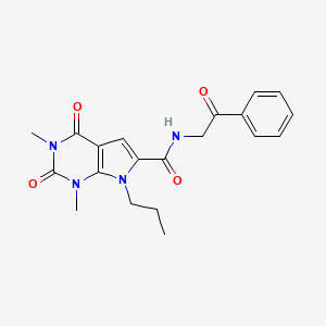 molecular formula C20H22N4O4 B2578425 1,3-dimethyl-2,4-dioxo-N-(2-oxo-2-phenylethyl)-7-propyl-2,3,4,7-tetrahydro-1H-pyrrolo[2,3-d]pyrimidine-6-carboxamide CAS No. 1021092-57-8