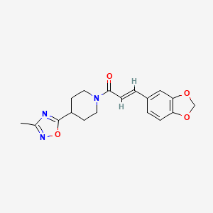 molecular formula C18H19N3O4 B2579836 (E)-3-(苯并[d][1,3]二氧杂环-5-基)-1-(4-(3-甲基-1,2,4-恶二唑-5-基)哌啶-1-基)丙-2-烯-1-酮 CAS No. 1421588-08-0
