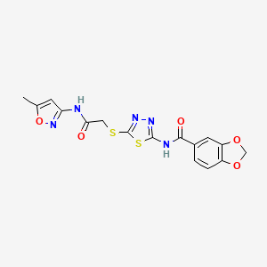 molecular formula C16H13N5O5S2 B2579918 N-(5-((2-((5-メチルイソキサゾール-3-イル)アミノ)-2-オキソエチル)チオ)-1,3,4-チアジアゾール-2-イル)ベンゾ[d][1,3]ジオキソール-5-カルボキサミド CAS No. 477215-32-0