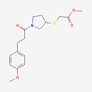 molecular formula C17H23NO4S B2580443 2-((1-(3-(4-甲氧基苯基)丙酰基)吡咯烷-3-基)硫代)乙酸甲酯 CAS No. 2034355-61-6