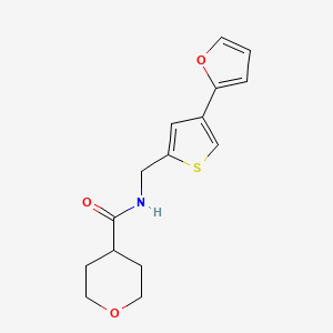 molecular formula C15H17NO3S B2580462 N-[[4-(Furan-2-yl)thiophen-2-yl]methyl]oxane-4-carboxamide CAS No. 2379995-63-6